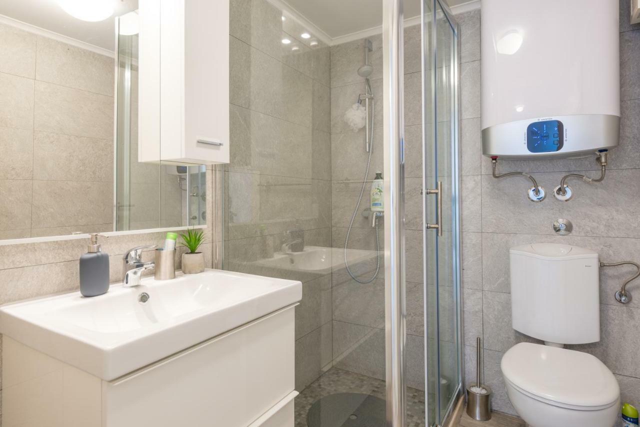 Brand New Studio With Terrace & Parking Дубровник Екстер'єр фото